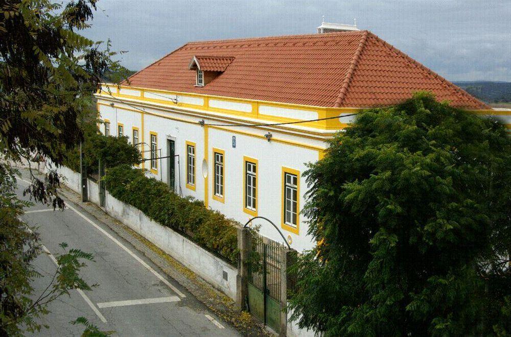 Hotel Solar Dos Lilases Mora Esterno foto