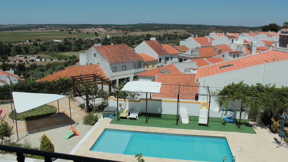 Hotel Solar Dos Lilases Mora Esterno foto